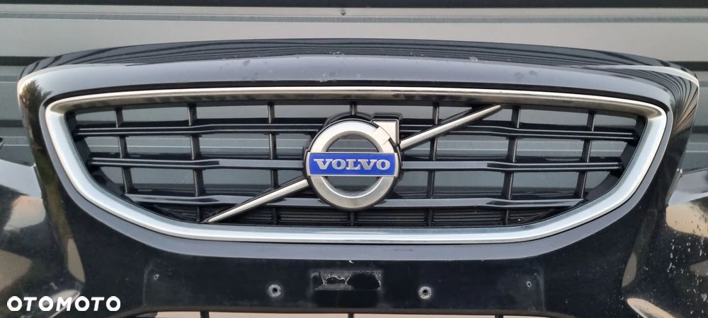 VOLVO V40 II 2012- Zderzak przód oryginał MC054 - 3