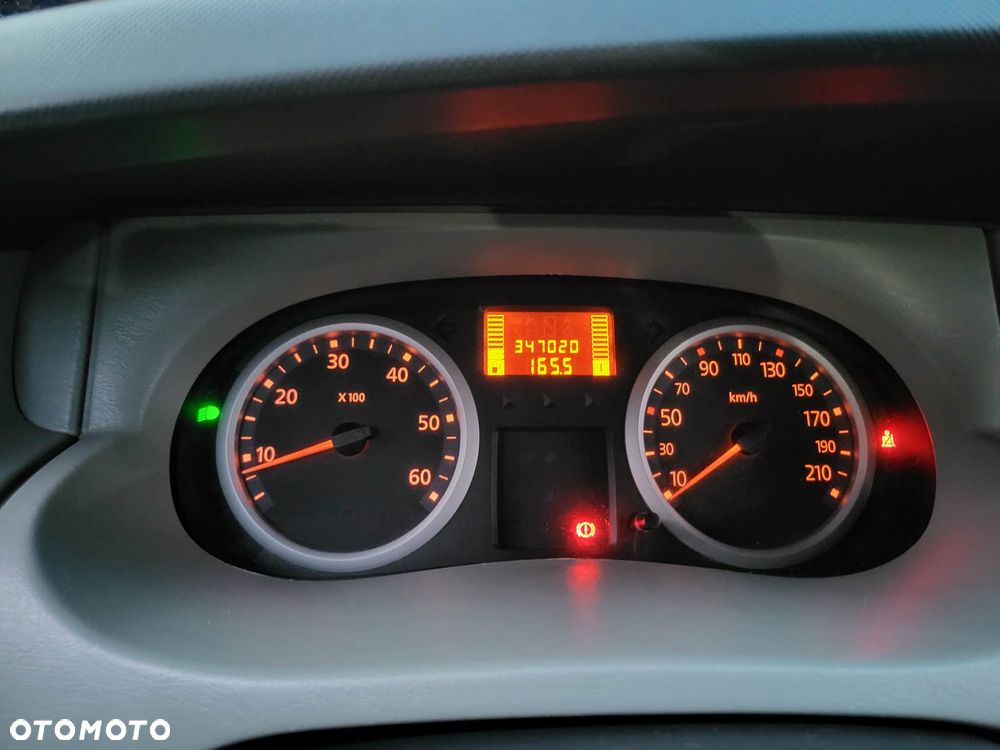 Renault Trafic - 15