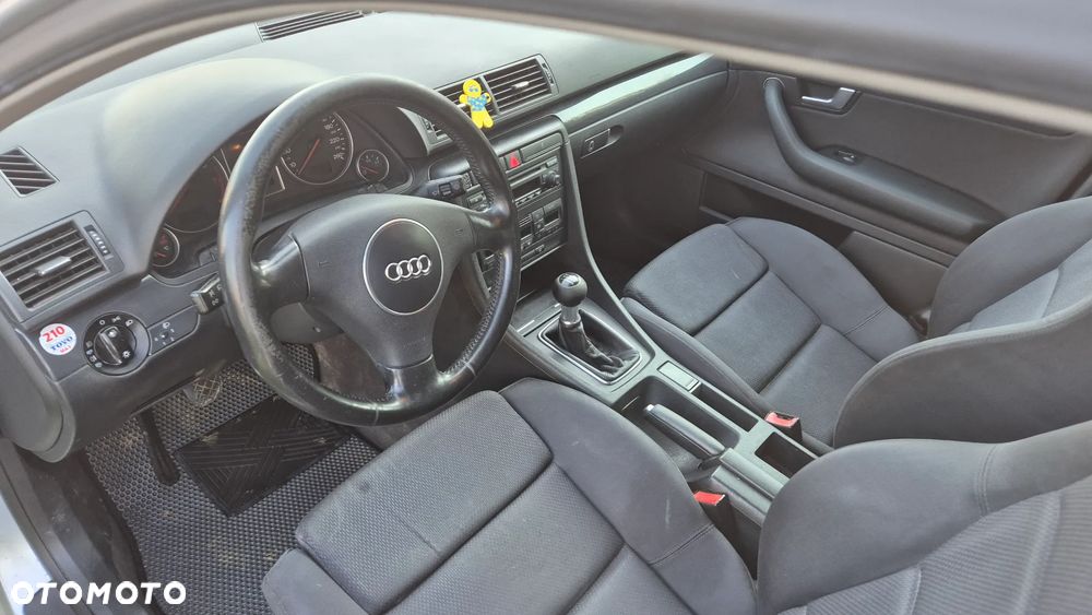 Audi A4 Limousine 1.8T - 10
