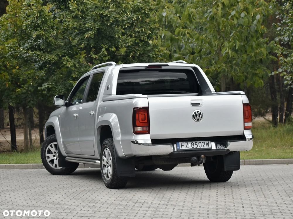 Volkswagen Amarok - 12