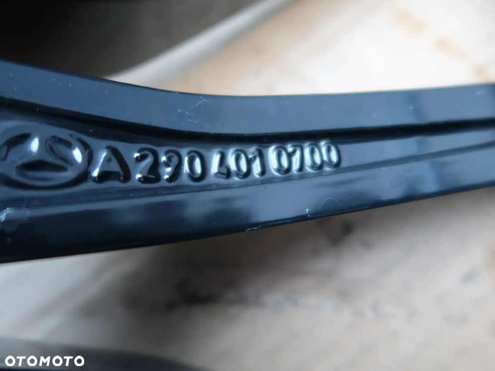 425 Felga Aluminiowa Mercedes 4door A2904010700 11x20et20 - 4
