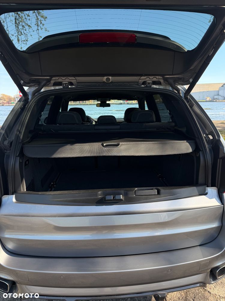 BMW X5 xDrive40d - 24