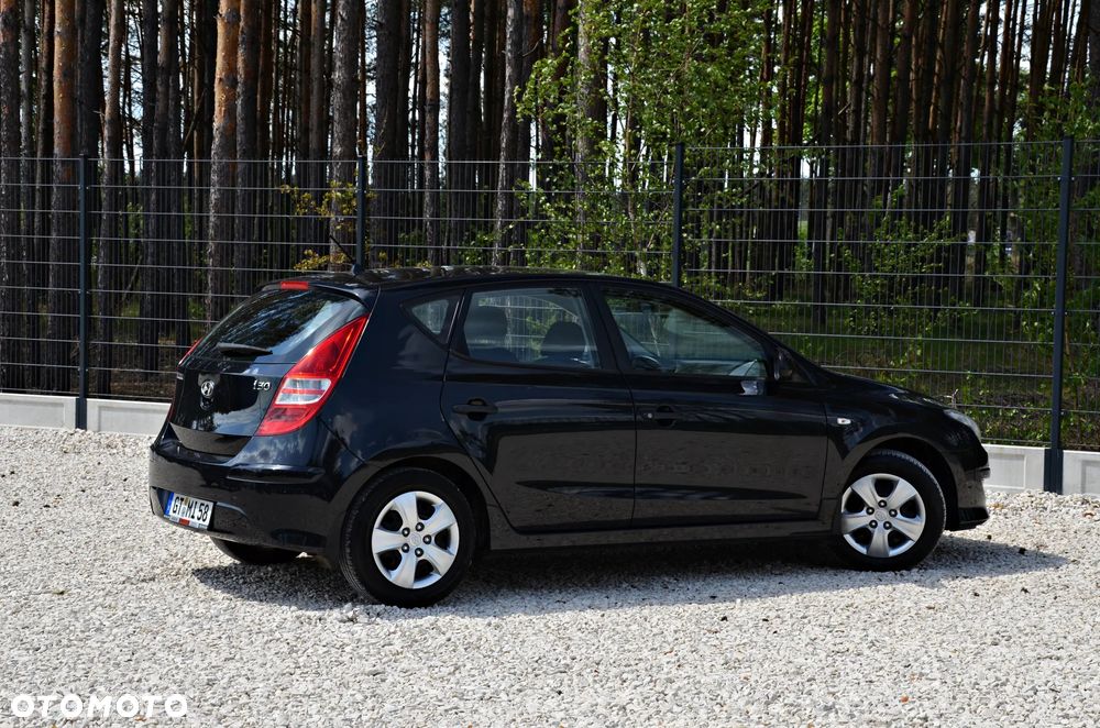 Hyundai i30 1.4 Classic + EU5 - 24