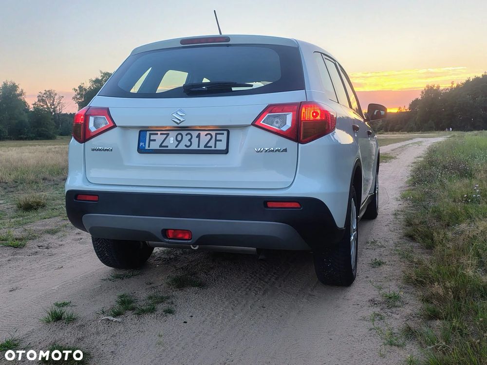 Suzuki Vitara 1.6 Comfort 2WD - 4