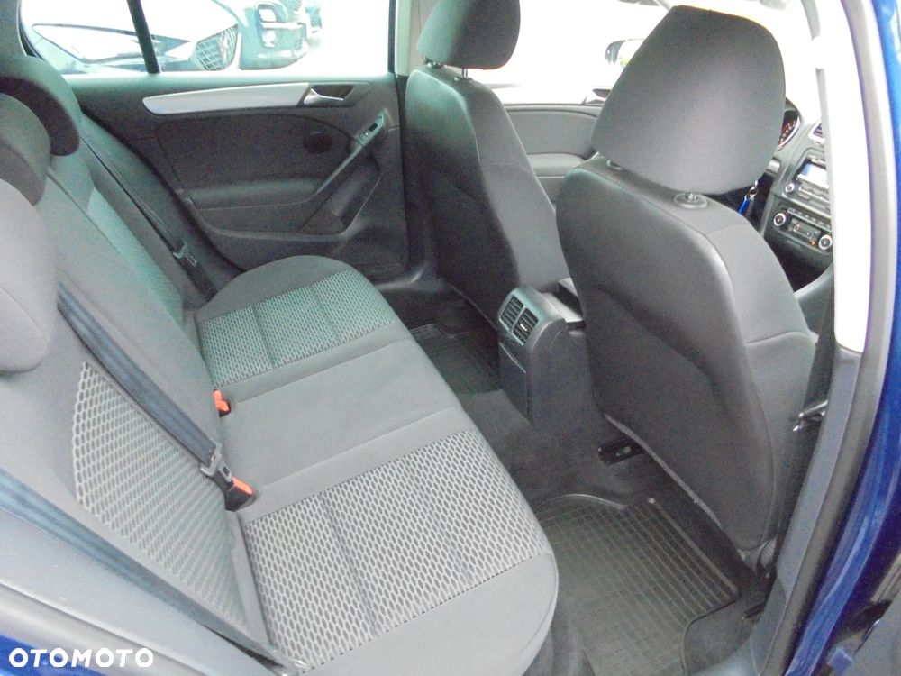 Volkswagen Golf 1.6 TDI DPF Comfortline - 15