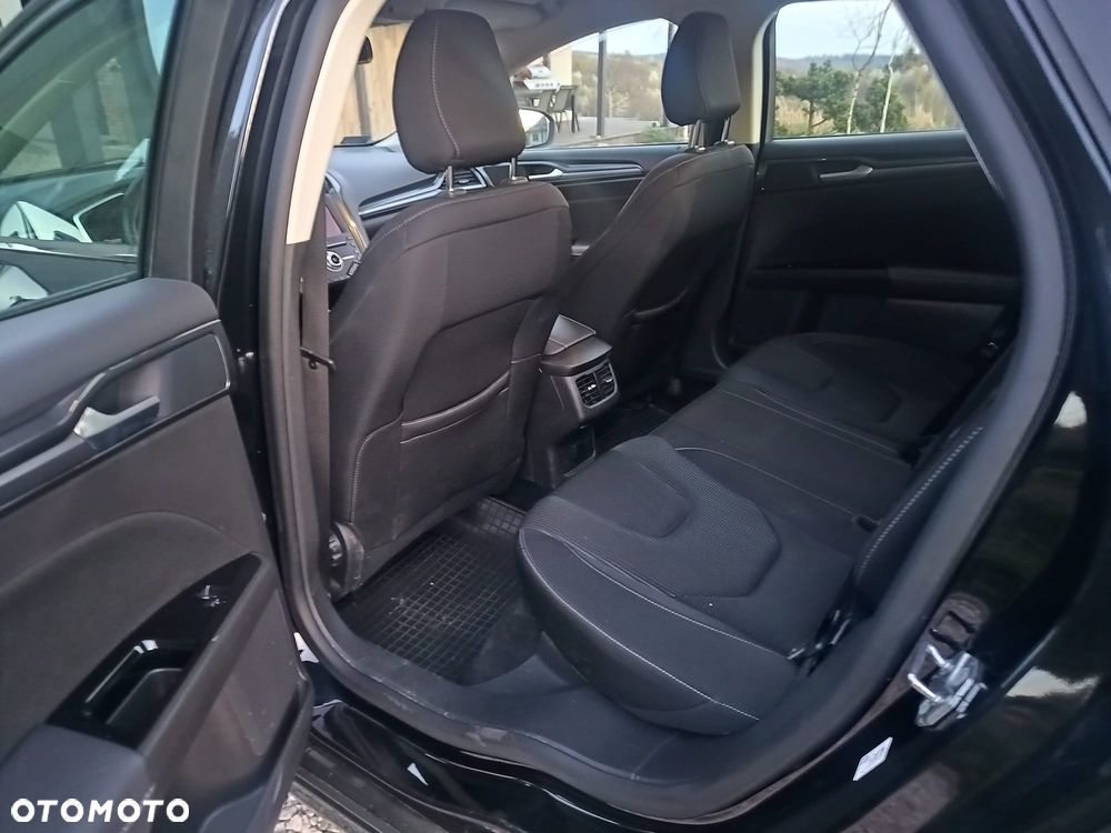 Ford Mondeo 2.0 EcoBlue Titanium - 10