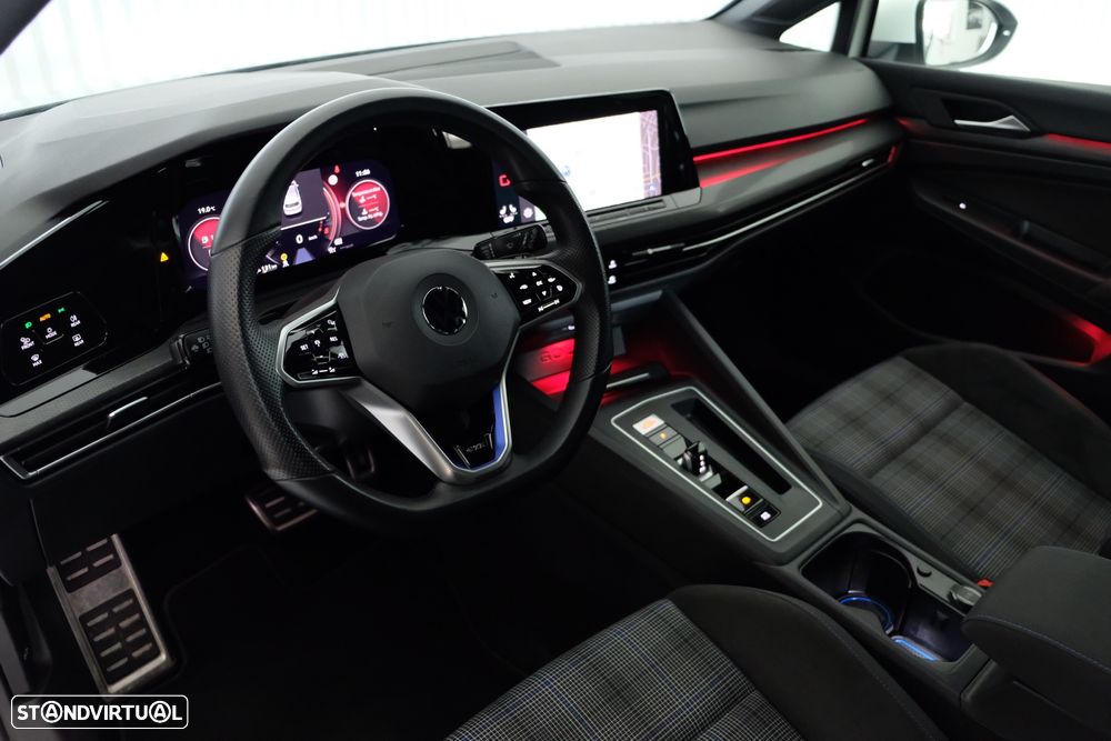 VW Golf 1.4 eHybrid OPF DSG GTE - 13