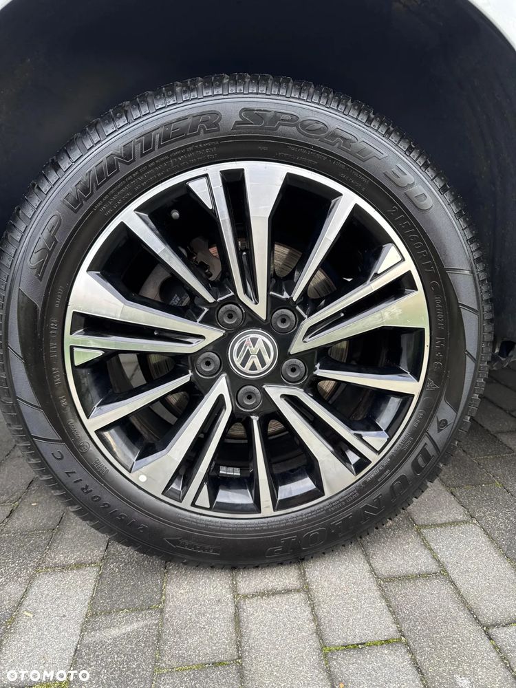 Volkswagen Caravelle - 8