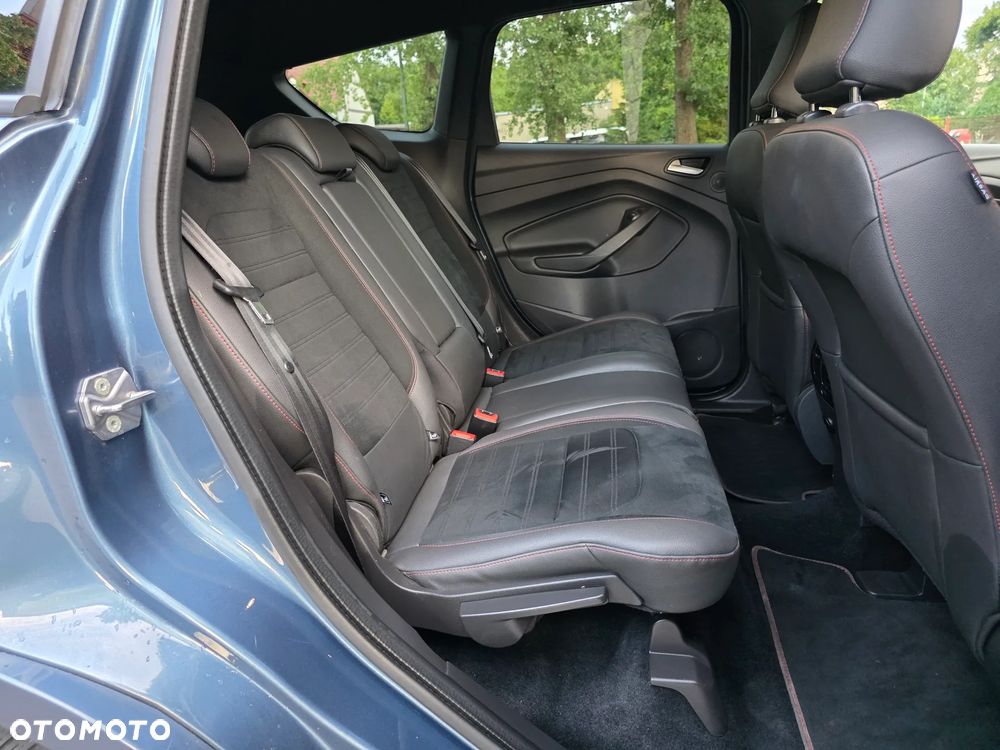 Ford Kuga 2.0 TDCi 4x4 ST-Line - 21