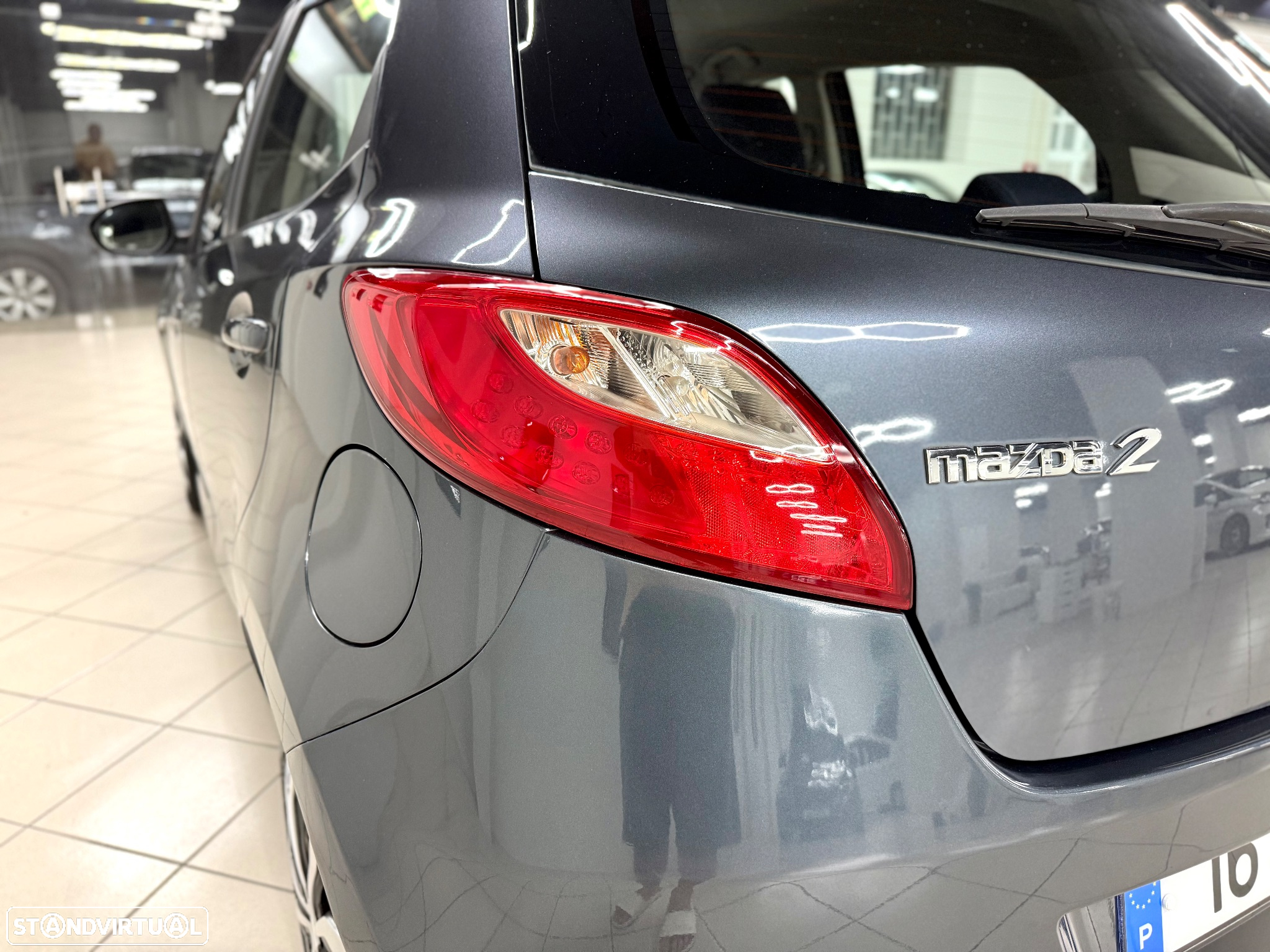 Mazda 2 1.4 MZ-CD Comfort AC - 8