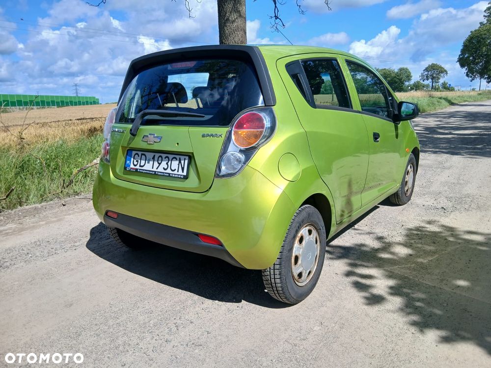 Chevrolet Spark 1.0 LS+ Design - 4