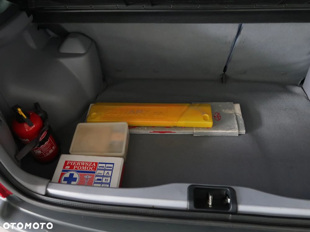 Toyota Starlet 1.4 - 30