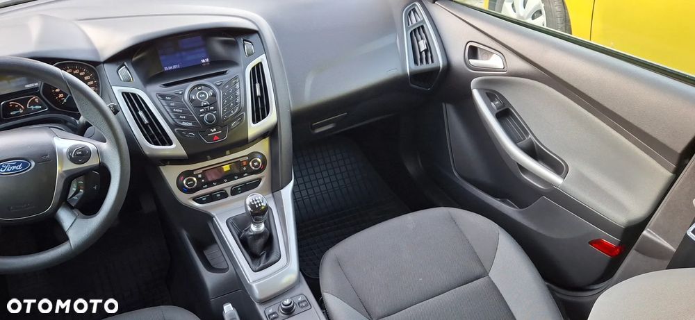 Ford Focus - 15
