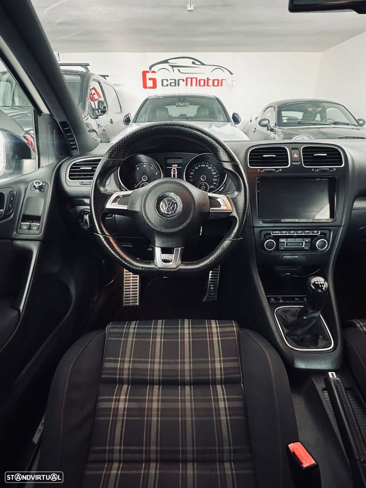 VW Golf 2.0 TSi GTI - 9