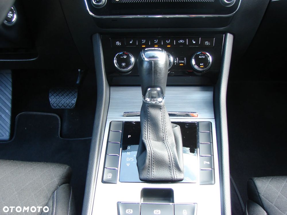 Skoda Superb - 10