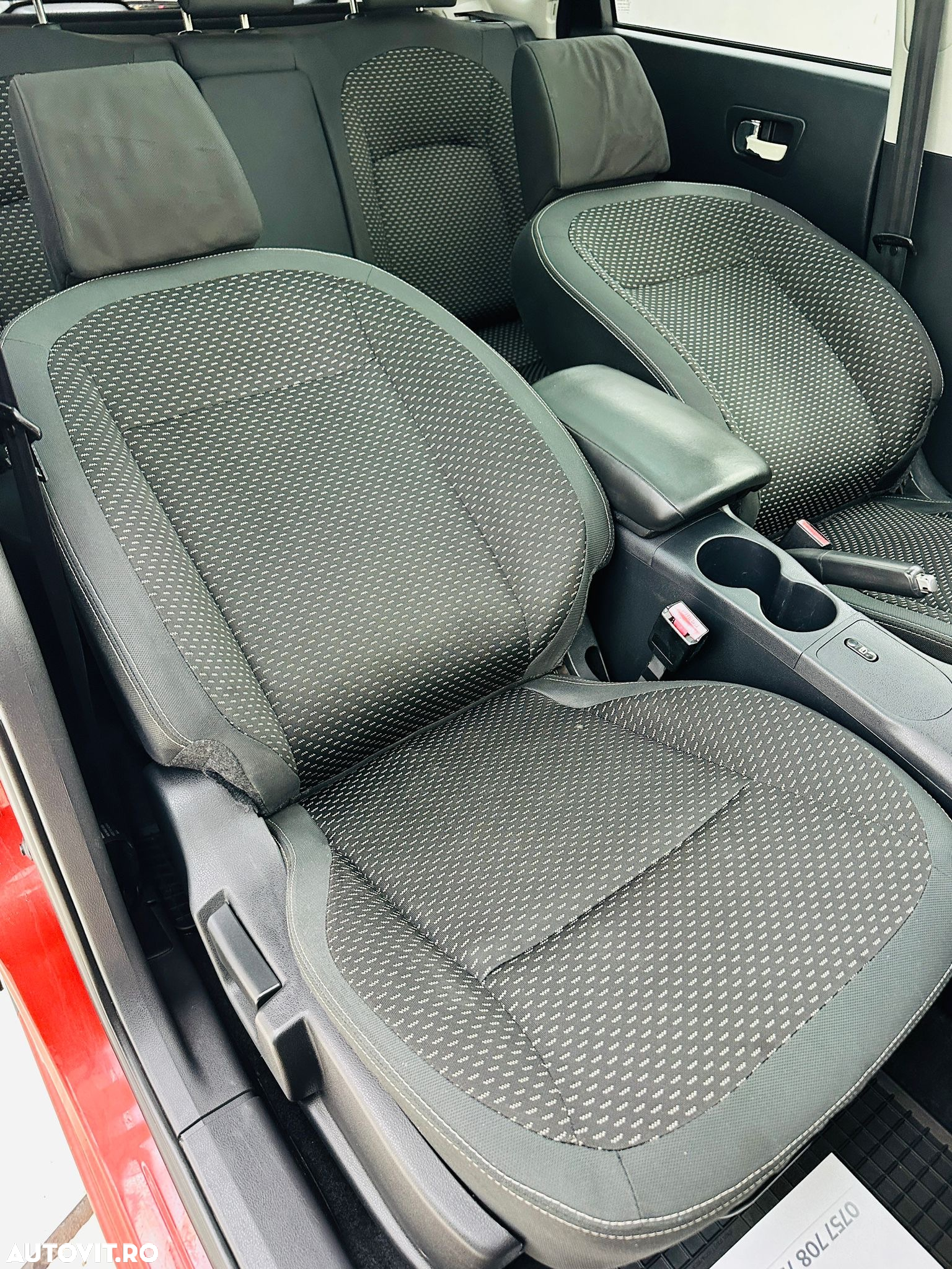 Nissan Qashqai - 27
