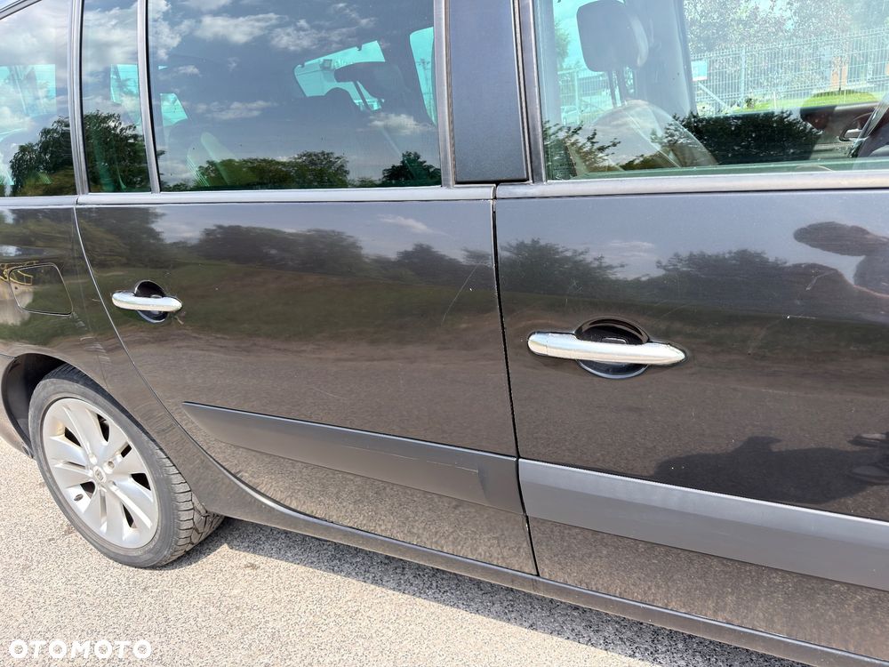 Renault Espace 2.0T Expression - 5