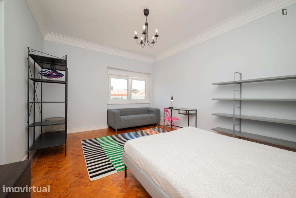 Quarto - localizado em Entrecampos Lisbon - Grande imagem: 3/13