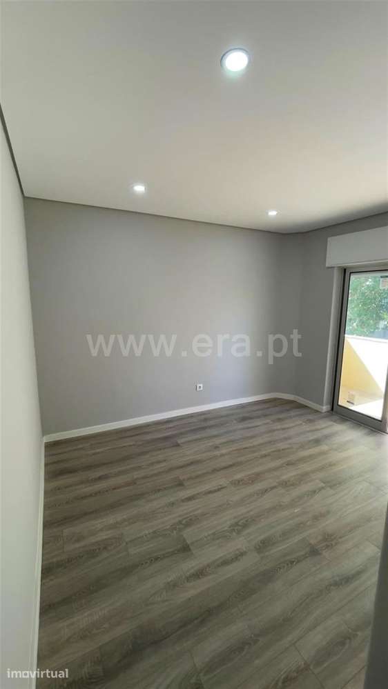Apartamento T2; Cruz de Pau - Grande imagem: 3/7