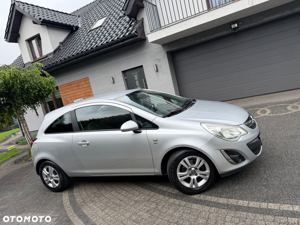 Opel Corsa 1.2 16V Color Edition - 8