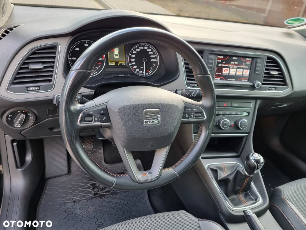 Seat Leon Sportstourer 2.0 TDI Style S&S 4Drive EU6 - 10