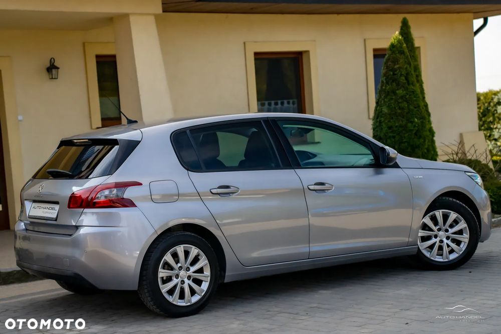 Peugeot 308 PureTech 110 Stop & Start Style - 17