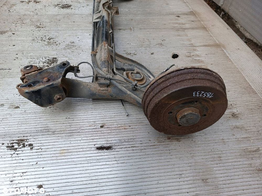 BELKA OŚ ZAWIESZENIA TYŁ NISSAN MICRA K12 HB 5D - 2