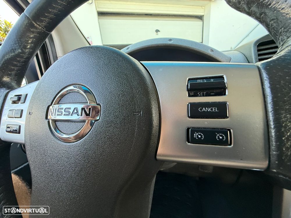 Nissan Navara 2.5 dCi KC SE 4WD - 30