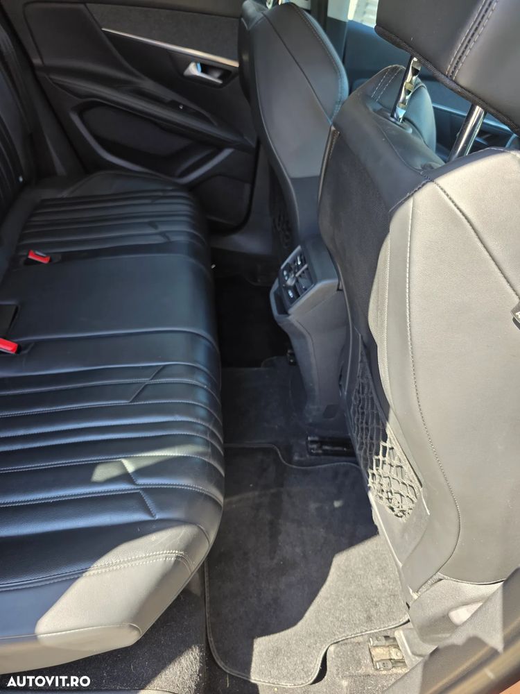 Peugeot 3008 PureTech 130 Stop & Start Allure - 23