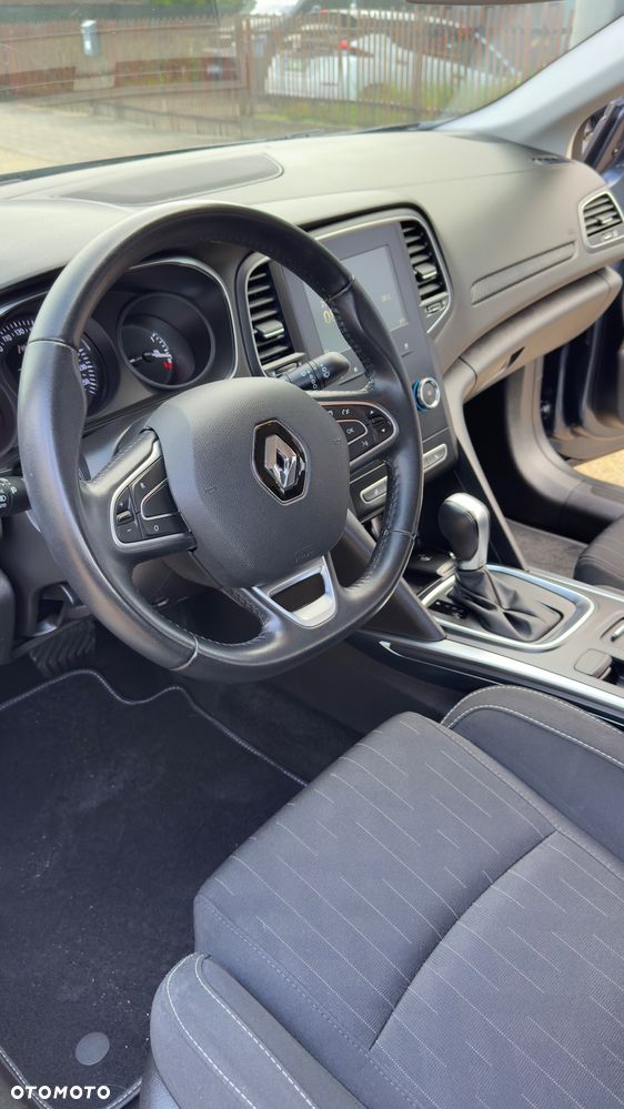 Renault Megane TCe 140 GPF EDC INTENS - 15