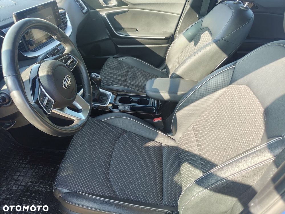 Kia XCeed 1.0 T-GDI OPF EDITION 7 - 22