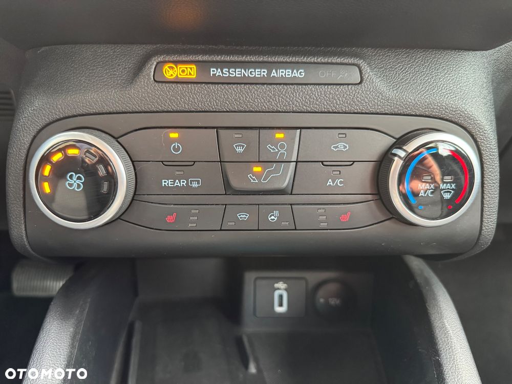 Ford Focus 1.5 EcoBlue Start-Stopp-System COOL&CONNECT - 21