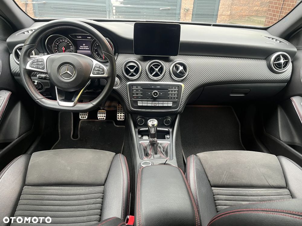 Mercedes-Benz Klasa A 160 AMG Line - 25