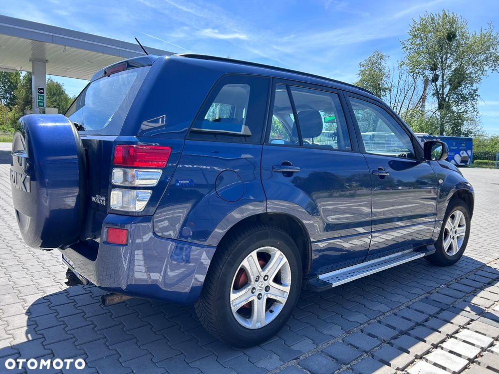 Suzuki Grand Vitara 2.0 - 3