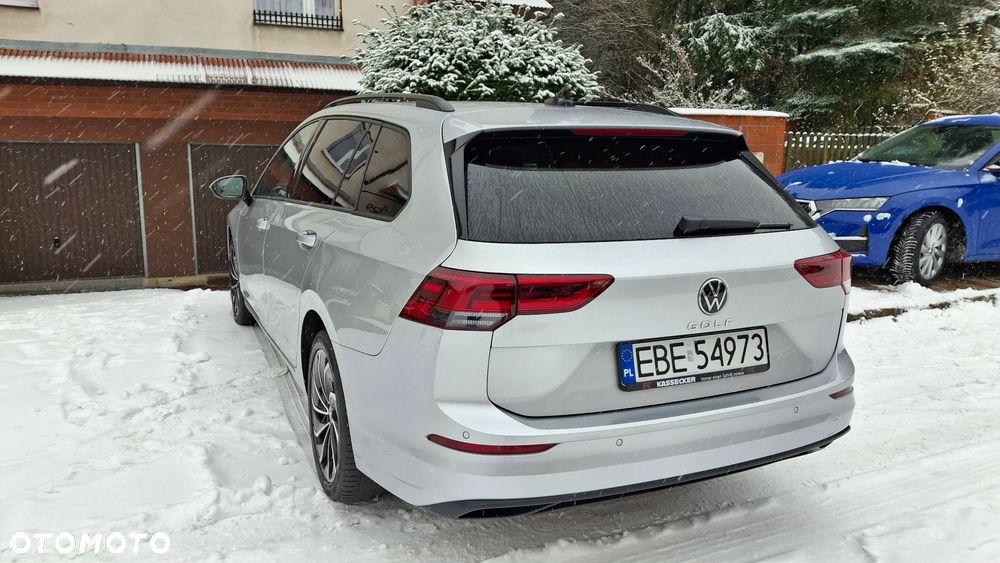 Volkswagen Golf Variant 2.0 TDI SCR DSG Life - 31