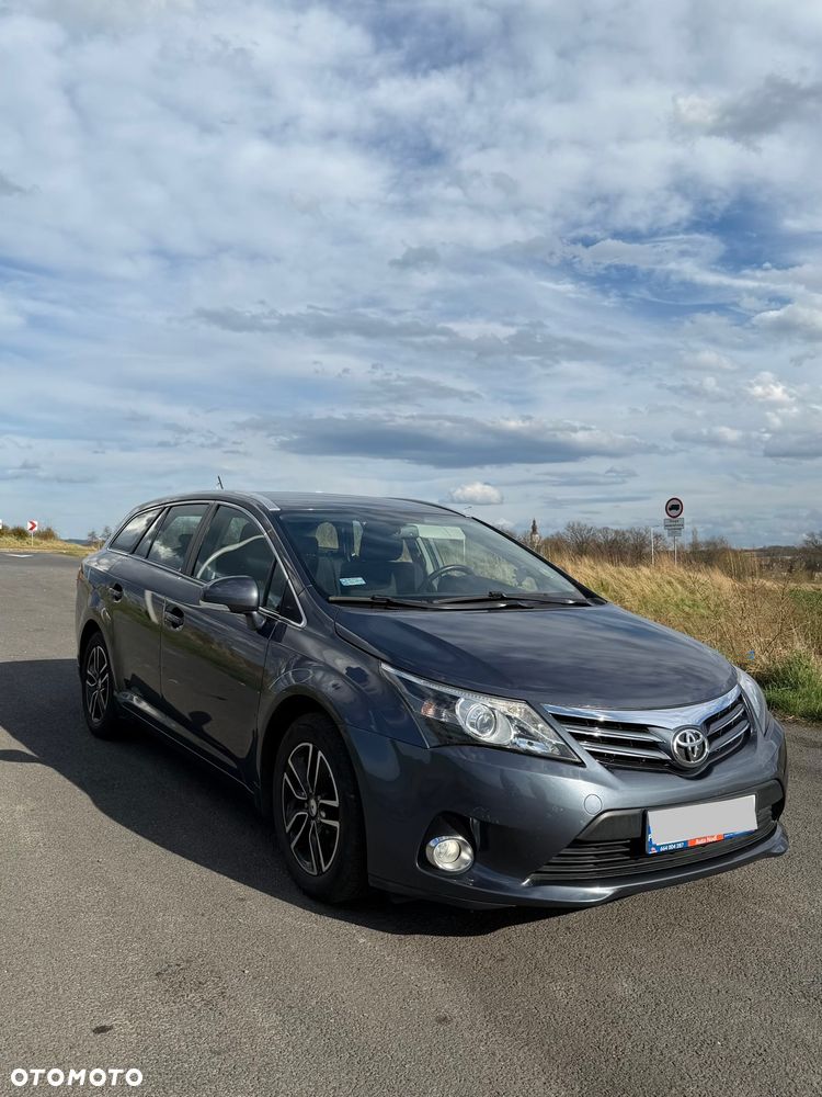 Toyota Avensis 1.8 Sol EU5 - 2