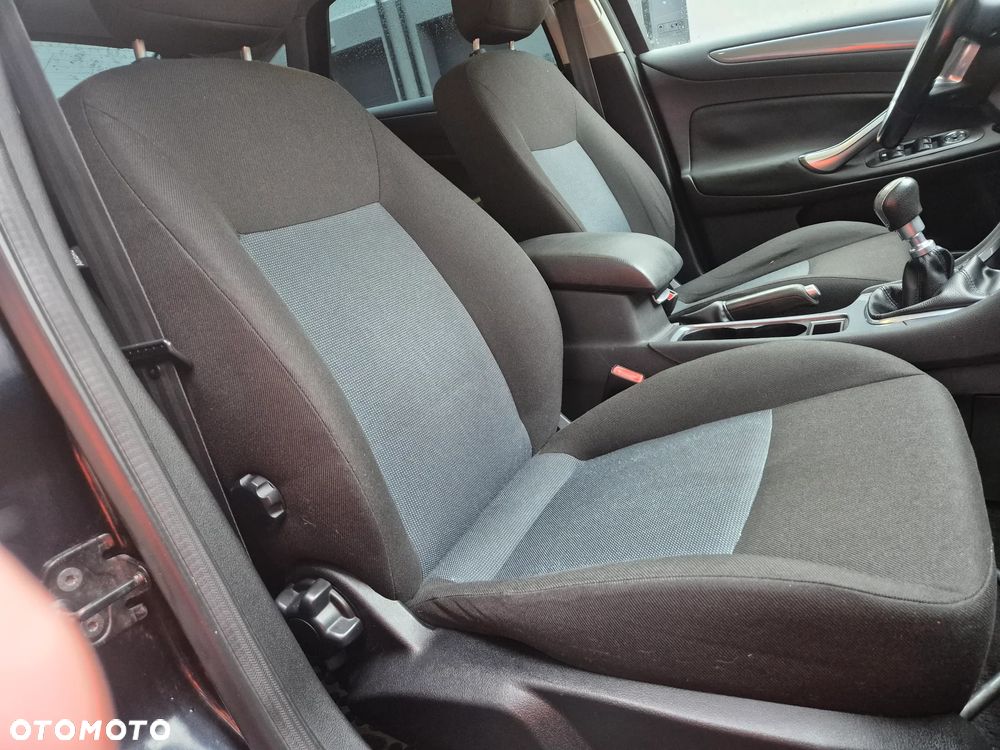 Ford Mondeo 2.0 TDCi Trend - 10