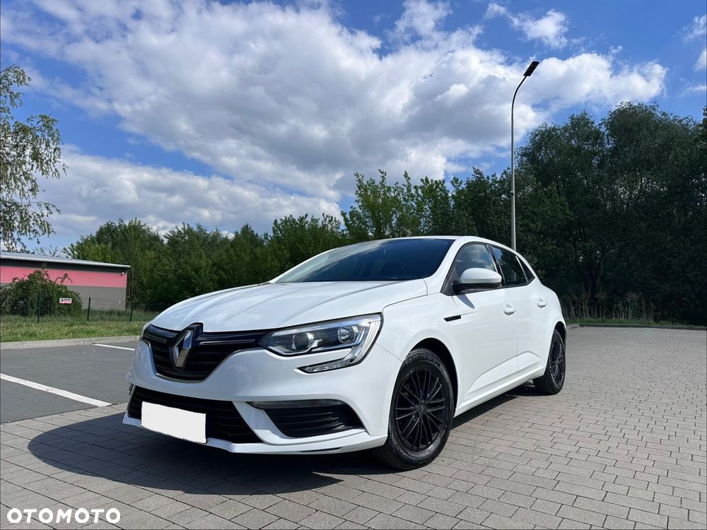 Renault Megane ENERGY TCe 100 LIFE - 9