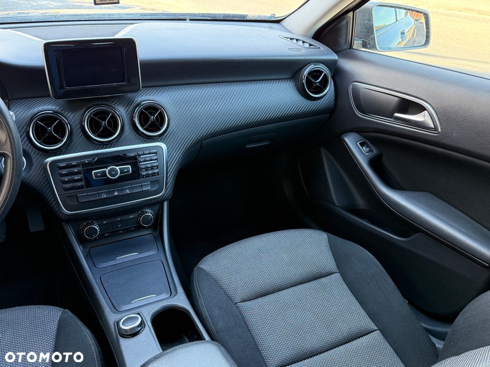 Mercedes-Benz GLA - 11