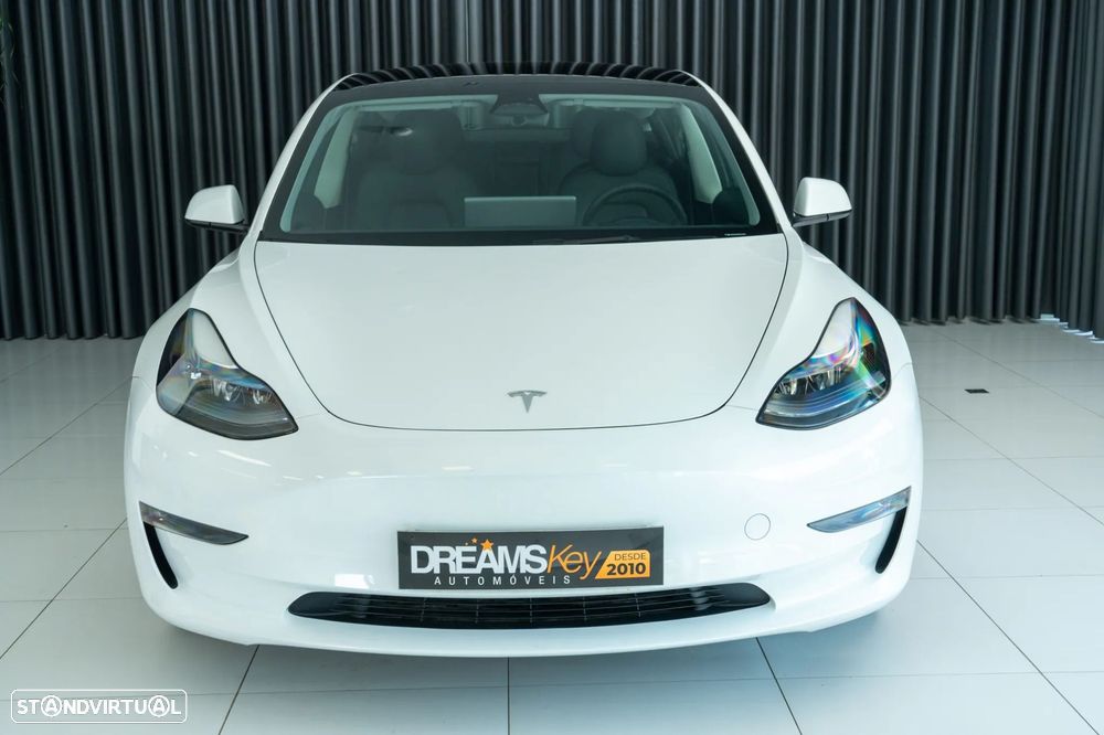 Tesla Model 3 Long Range Tração Traseira - 4