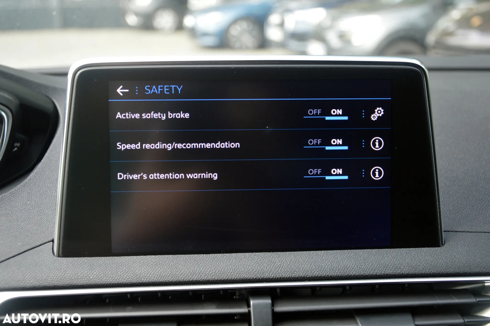 Peugeot 3008 1.5 BlueHDI S&S EAT8 GT-Line - 32