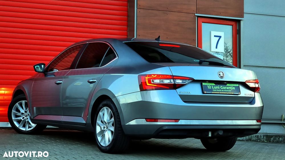 Skoda Superb 1.6 TDI DSG Style - 5