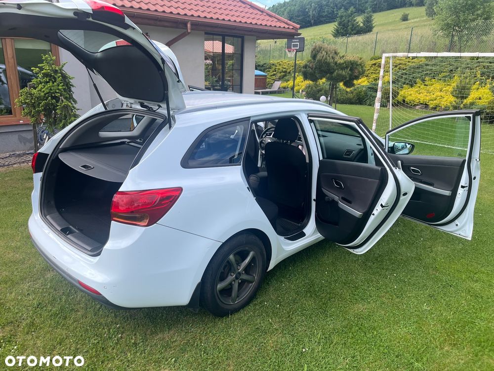 Kia Ceed 1.6 CRDi L - 11