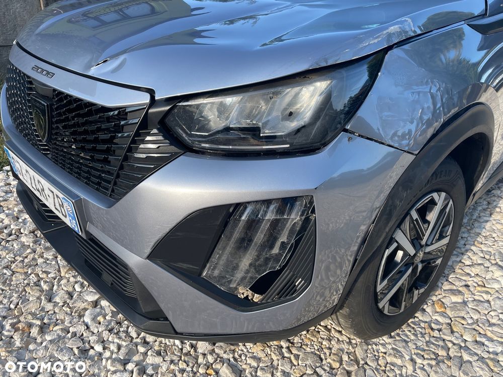 Peugeot 2008 PureTech mHEV Active e-DCS6 - 10