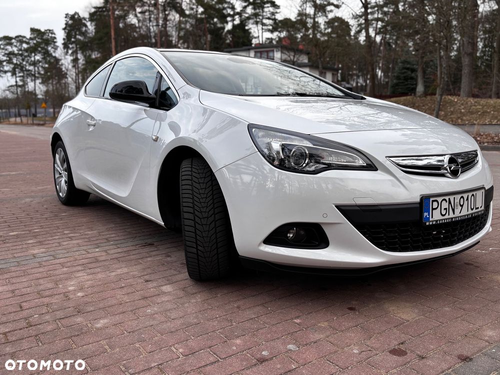 Opel Astra 1.4 Turbo Edition - 2