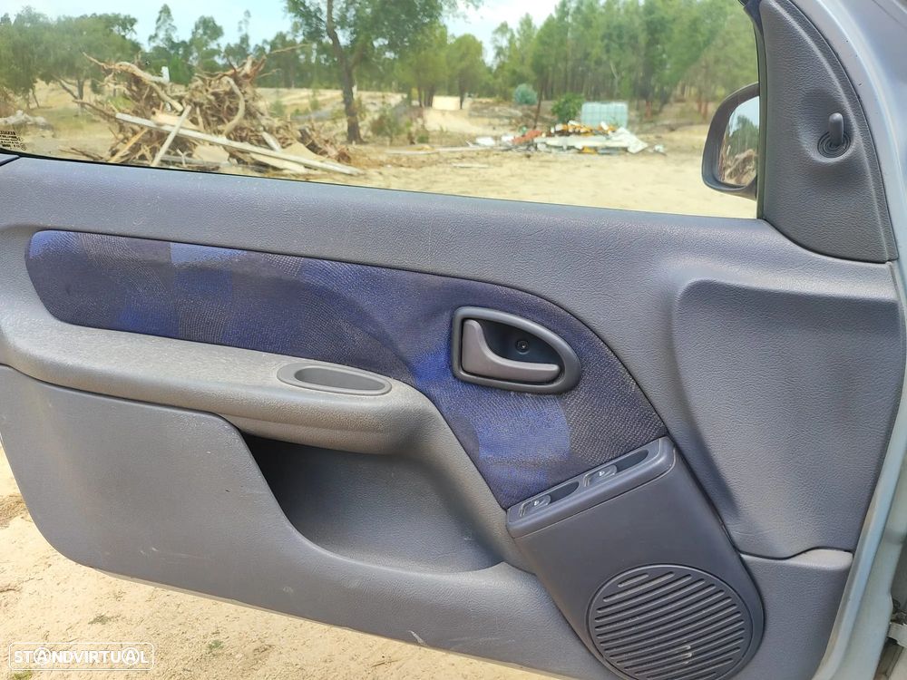 Renault Clio 1.2 RT - 13