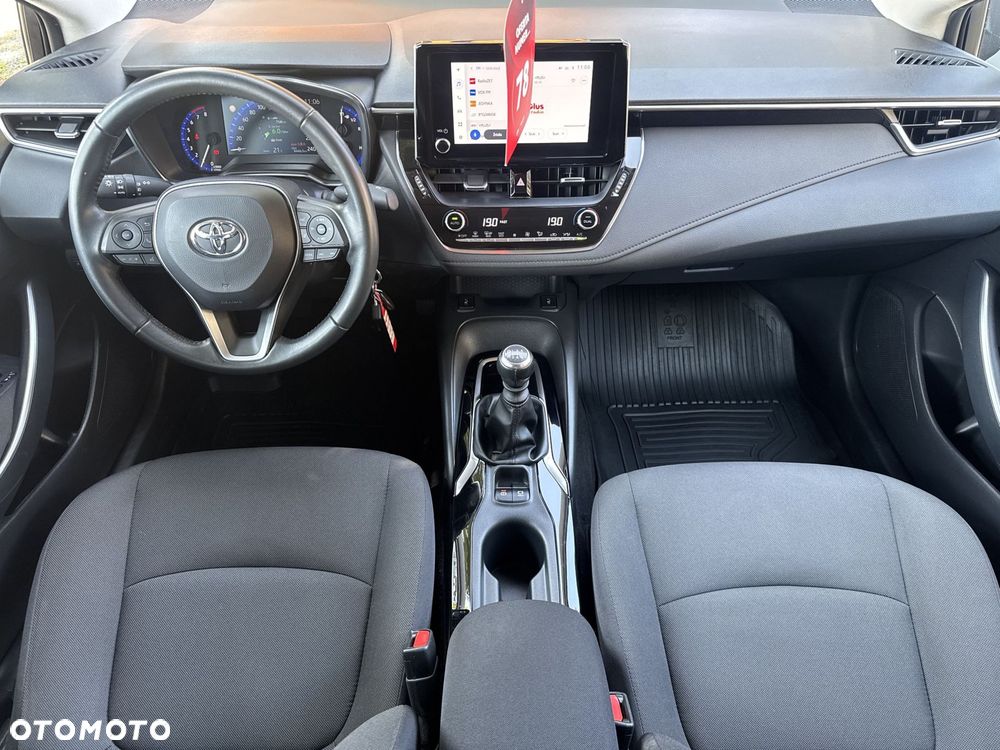 Toyota Corolla - 10