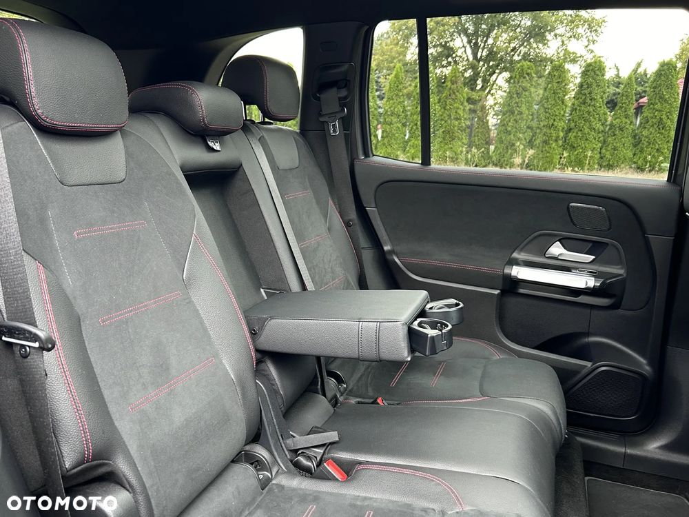 Mercedes-Benz GLB 200 d AMG Line 8G-DCT - 33