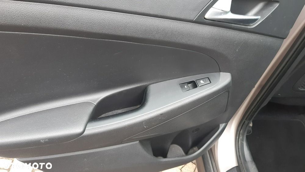 Hyundai Tucson - 8