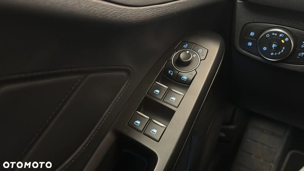 Ford Focus 1.0 EcoBoost Titanium X - 15